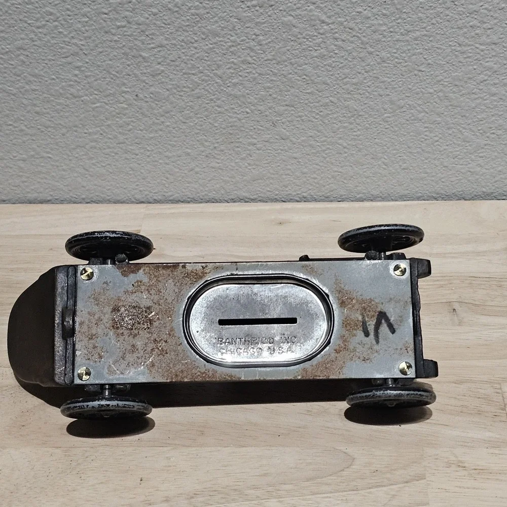 Vintage 1974 Banthrico #32 Sportster Racer Car Coin Bank